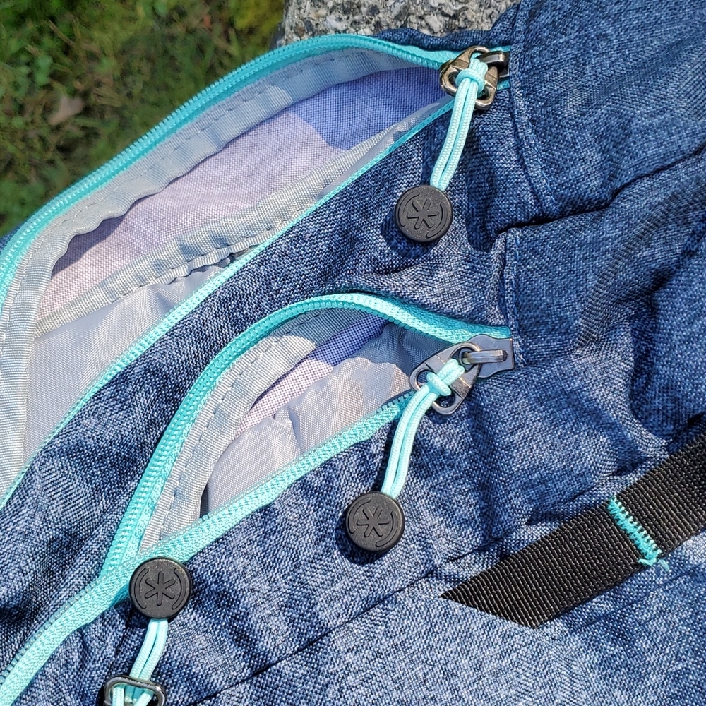 Speck Backpack Student Model - image 6